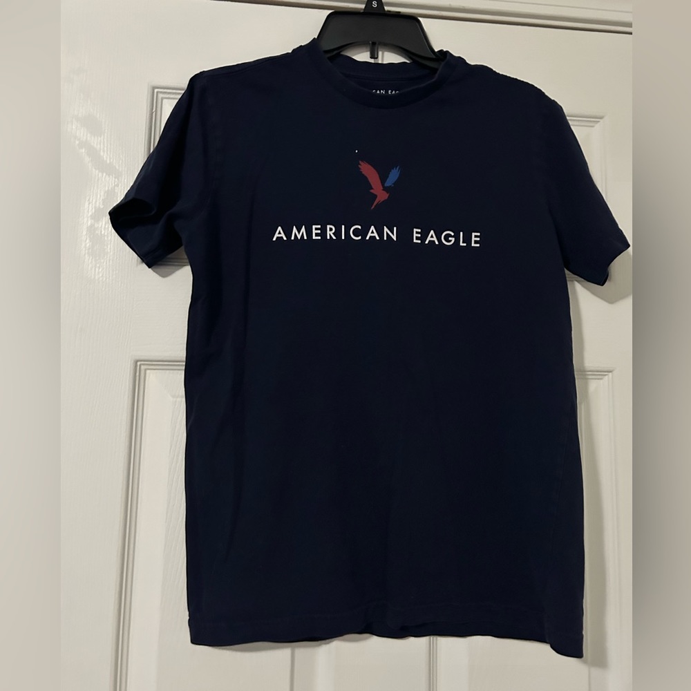 American Eagle shirt